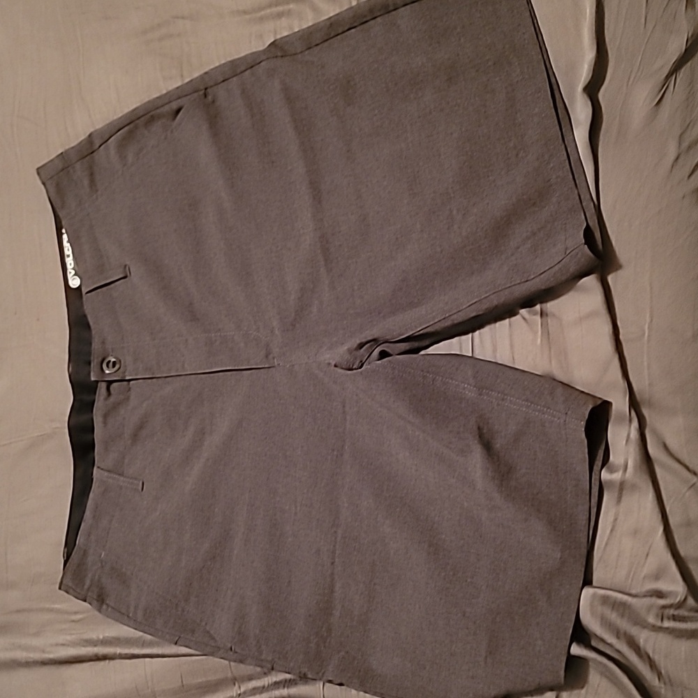 Volcom 4 Way Stretch Surf And Turf Shorts - image 1